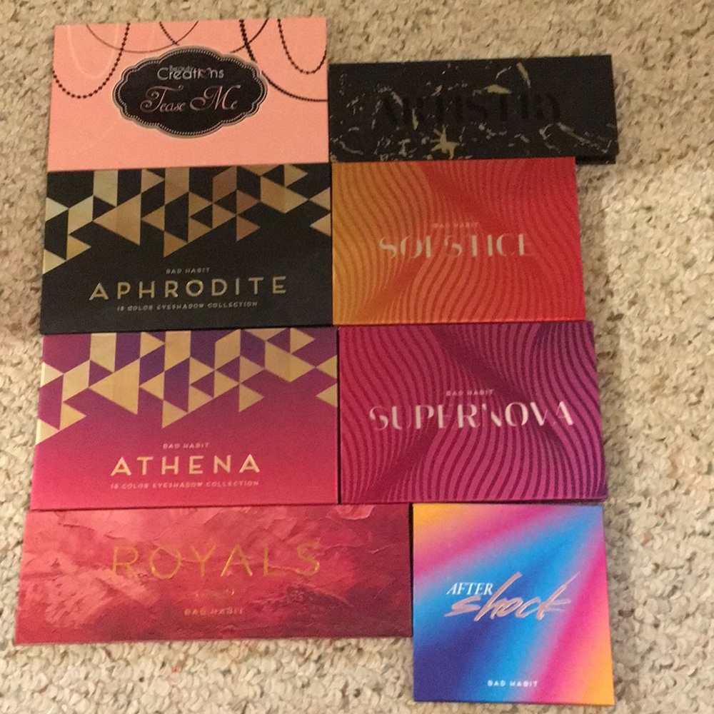 Hush eyeshadow palettes